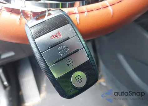 2017 Kia Forte S из США, поврежденный, VIN 3KPFL4A76HE022091